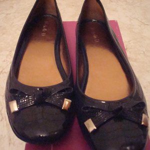 Michelle D 8.5 M Patent Leather Flats Marine Blue